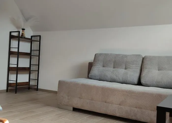 Semesterbostad Krzywy Niesiolowice